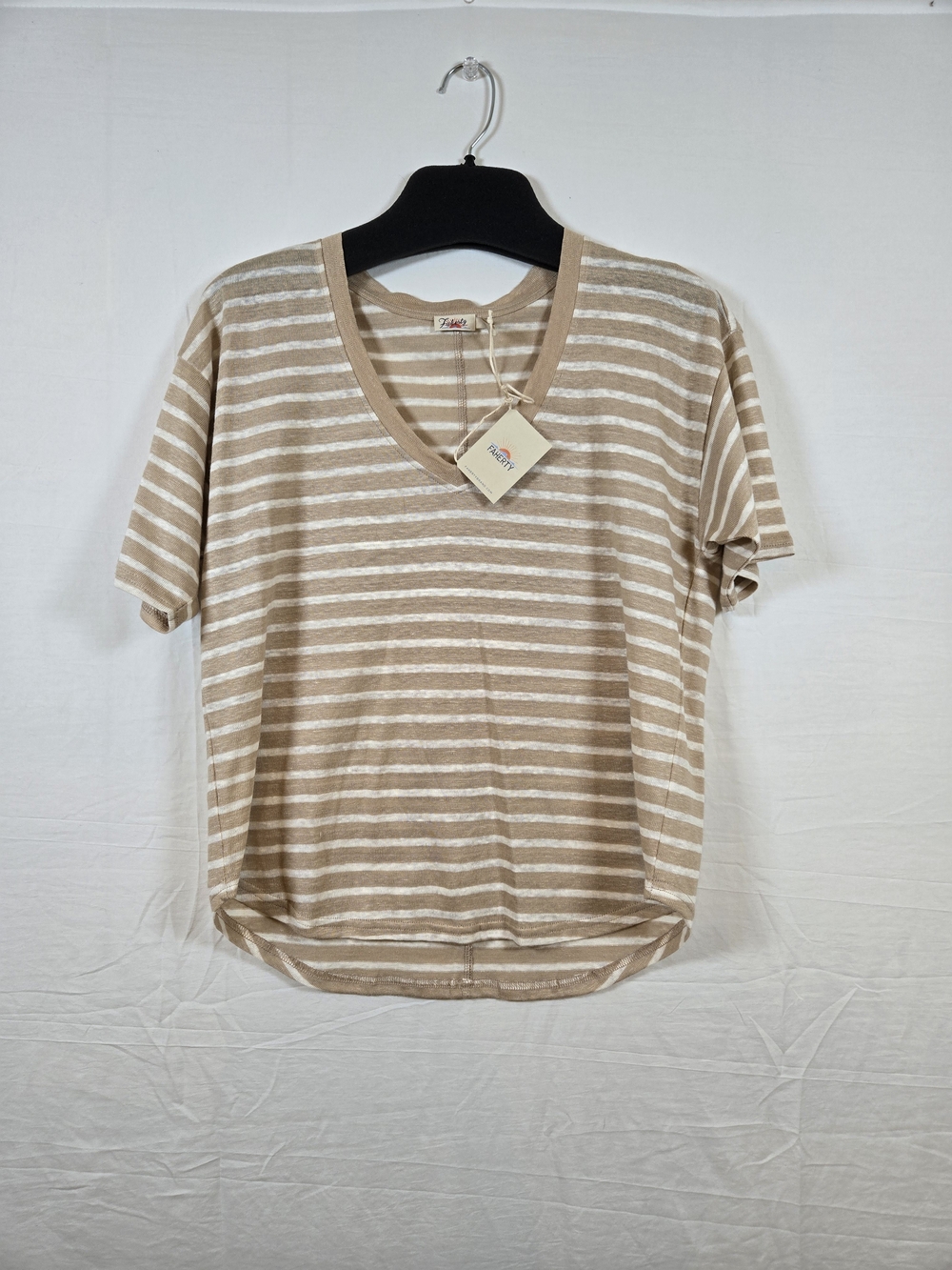 Faherty Oceanside Linen V-Neck Tee in Tan/White Hampton Stripe